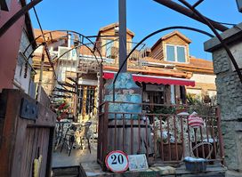 Tatin • ტატინი - Cafe & Hotel in Mtskheta