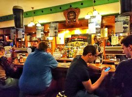 Biddy Earlys Irish Pub