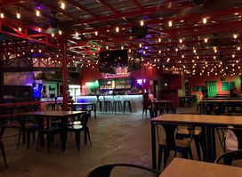 Linda’s Beachside Bar & Grill
