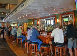 Riverside Lounge