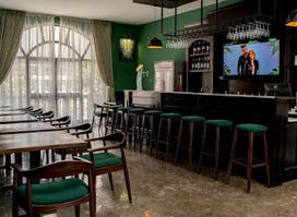 IRISH PUB at The Club