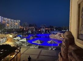 Atrium Bar