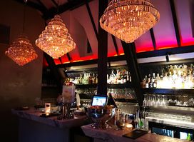 HENNESSY Rooftop Bar