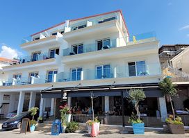 ARXONTIKO Hotel and Restaurant