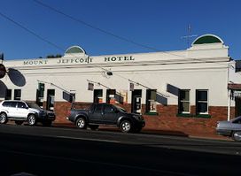 Mount Jeffcott Hotel