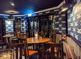 The Lock Stock & Barrel, Newbury
