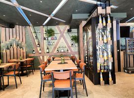 Greens Lounge Bar