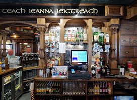 Tracy's Bar