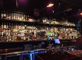 Howlin' Wolf Whiskey Bar Wollongong
