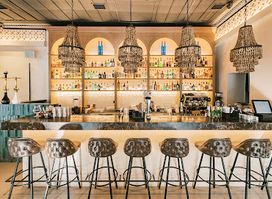 Yannis Bar