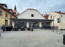 Kavarna in slaščičarna Na trgu