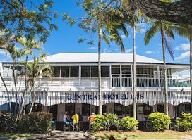 Central Hotel Port Douglas