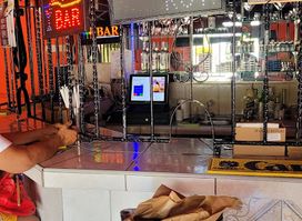 Elo's Restaurant & Bar