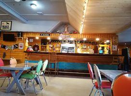 Skipper Hot's Lounge