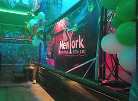 New York resto bar