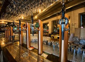 Cheers Birreria Gourmet