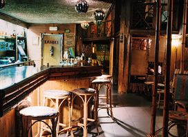 Kahiki, bar, pub, cocteleria, de moda en barcelona