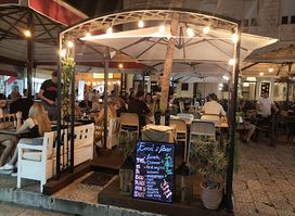 Miki's Food & Bar