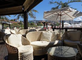 Beach Bar Helena