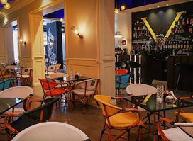 Valero lounge