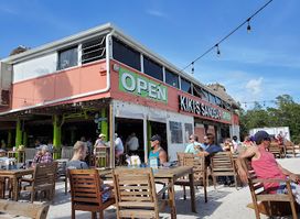 Kiki's Sandbar & Grille