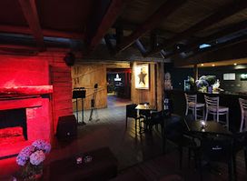 Mama's & Tapas