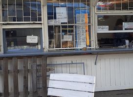 Bar bistro