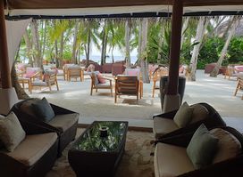 Sails Bar