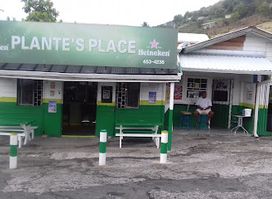 Plante's Place: Restaurant & Bar