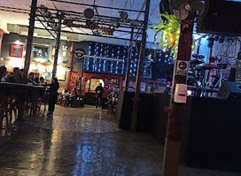 Sargento Pimienta Rock Bar