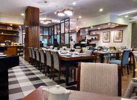 Tasek Brasserie