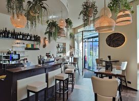 Cafe Palais