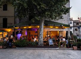 Saturnalia Wine Bar con Cucina