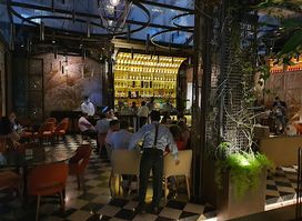 PORTO Resto Bar