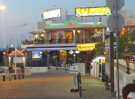 Teejay's Pub
