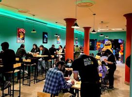 MOES Bar Quillacollo