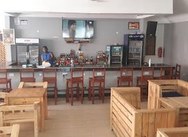 Signature Lounge Tanga