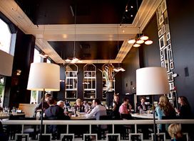 Easy Bistro & Bar