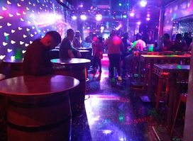 BOX OFFICE Restaurant & Bar