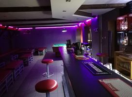 74-Czysta Pub & Grill