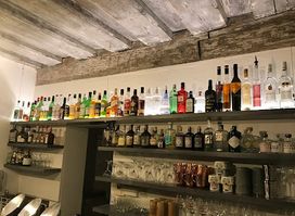 Santa Lucia Bar