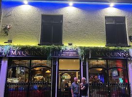 Ma Quinns Bar