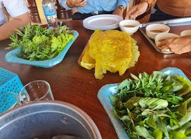 ហេងហេង បាញ់ឆែវវាលស្រែ១០០ HengHeng Restaurant