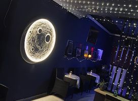 MOON Bar
