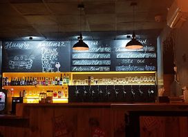 TAP 10 Craft Pub