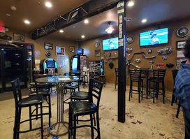 Wild Side Tavern(WST)