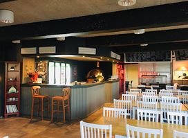 Vasakällaren Restaurang & Pub