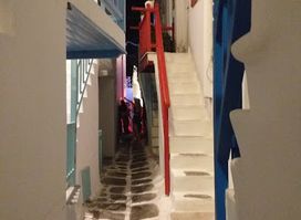 Wake Bar Mykonos Matogiannia