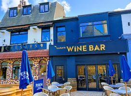 Le Plonk Wine Bar