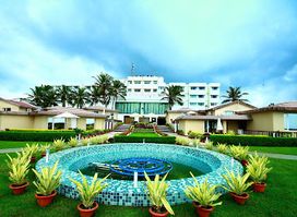 Hotel Holiday Resort
